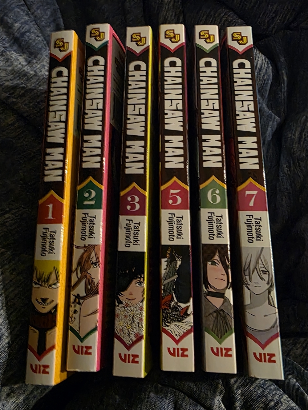 Chainsaw Man Volumes 1,2, 3, 5, 6, 7 Manga Set i